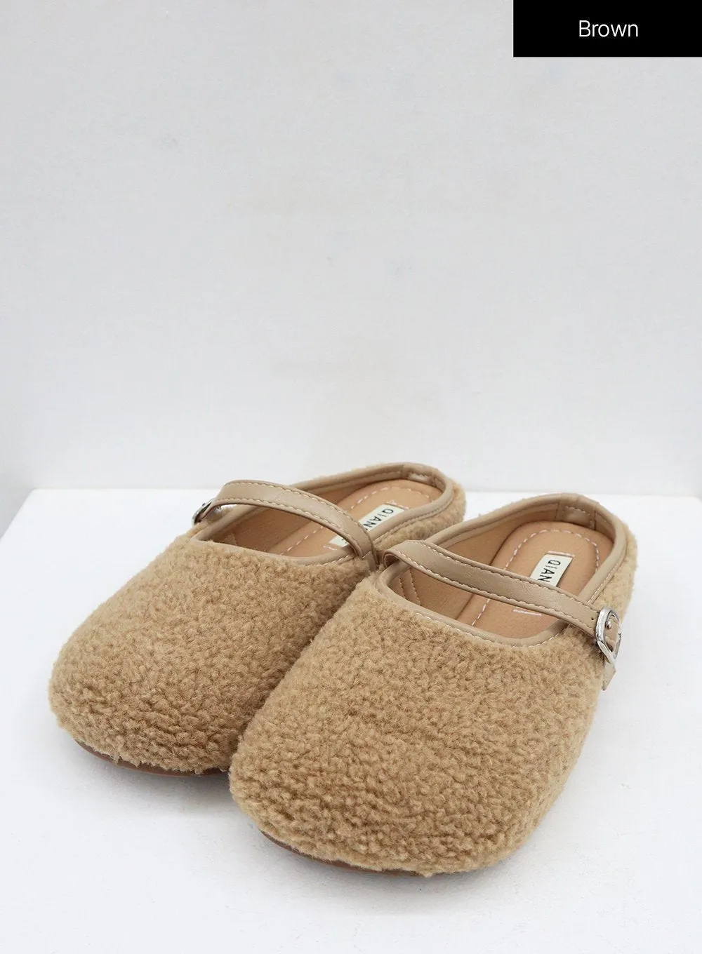Round Toe Warm Poodle Mules BO14